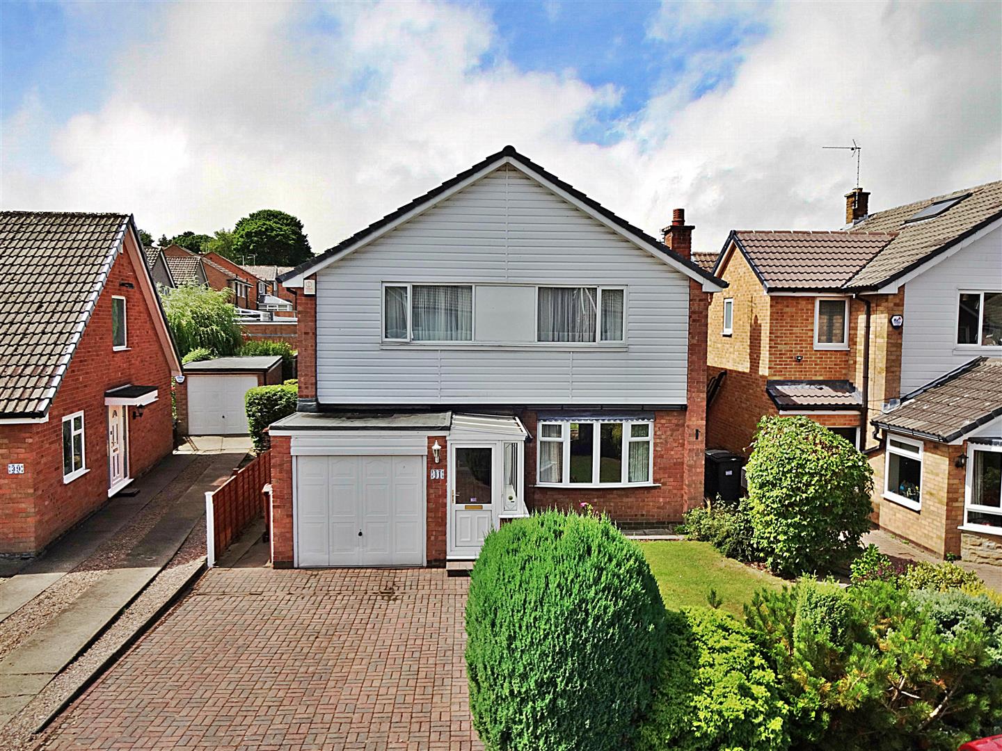Fieldhead Drive, Guiseley, LS20 8DX
